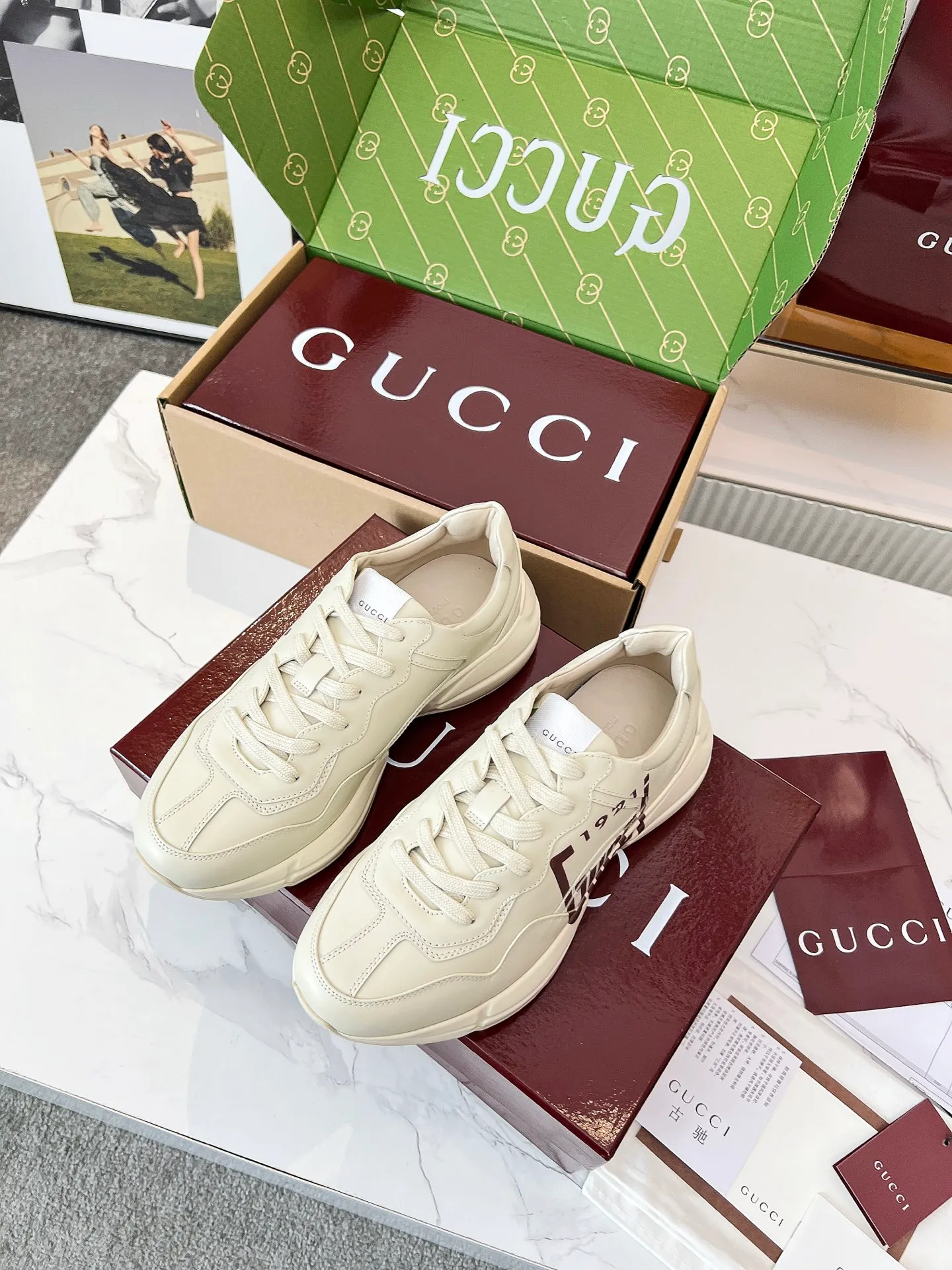 👟👟Ex-factory price 680👟👟Gucci dad shoes, make your luxury statement. Tired of the same? Keen to stand out from the crowd? Gucci dad shoes; just the style item your wardrobe is missing! Classic remodeling, retro revival: absorb the retro soul of the 1990s and inject Gucci’s contemporary aesthetic genes. The iconic thick silhouette, bold lines and layered design instantly awaken your retro trend DNA and become the absolute visual focus on the street. 👟👟👟 The glory of Double G is everywhere: The classic Double G logo is everywhere, either eye-catchingly embellished, or quietly integrated into the details of the shoe body. This is not only a brand symbol, but also a silent declaration of your extraordinary taste and identity. Wearing it will bring you aura with every step you take. Luxurious materials, expert craftsmanship: Gucci never compromises on quality. We select top-quality leather, high-quality fabrics and high-tech synthetic materials, and create them through exquisite craftsmanship. Every stitch and every inch of fabric tells the luxurious heritage of Made in Italy, which is durable and lasts forever. Matching code: 35-40 39-45